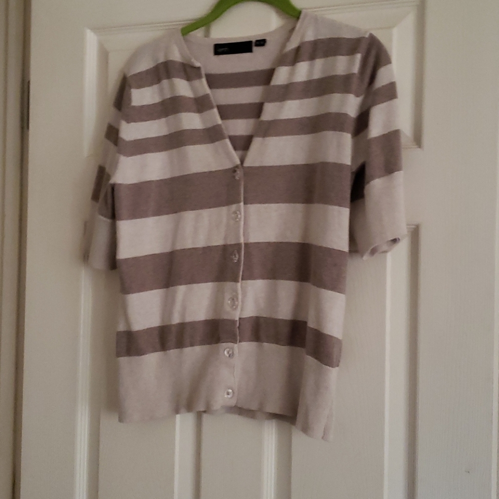 Blouse - Picture 2 of 3